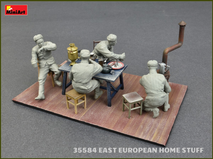 Miniart 35584 - 1:35 East European Home Stuff [2]