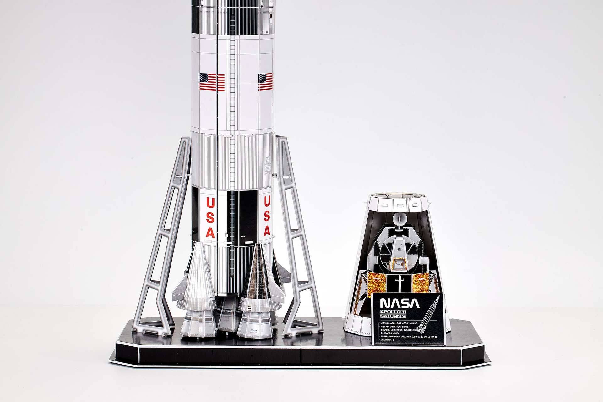 Revell  -  3D Puzzle Apollo 11 Saturn V [4]