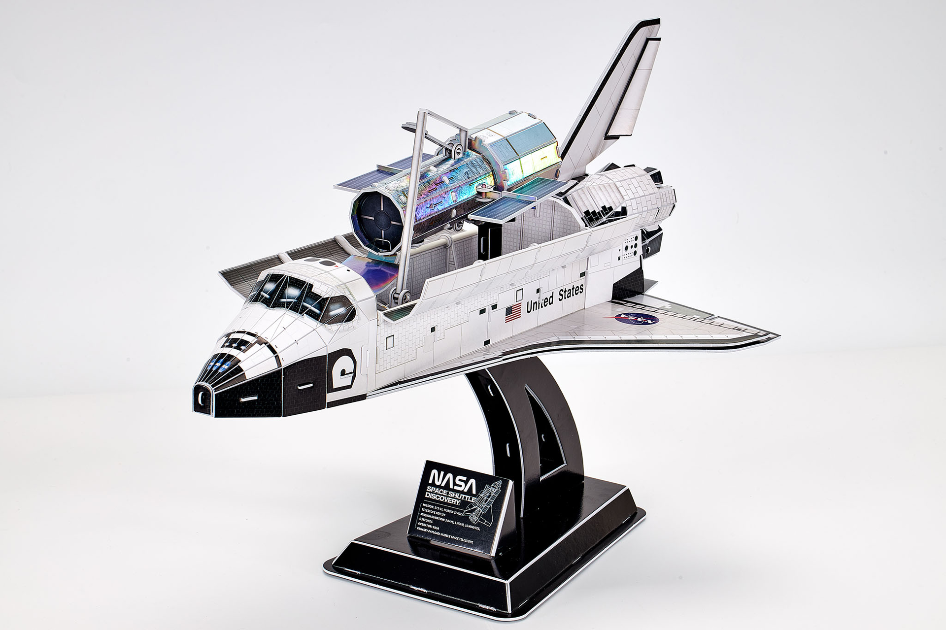 Revell  -  3D Puzzle Space Shuttle Discovery [3]