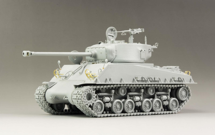 Ryefield Model 5028 1:35 SHERMAN M4A3E8 with workable Track links [4]