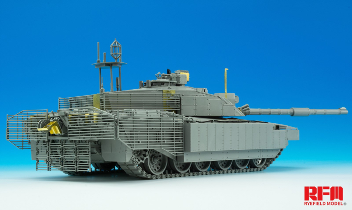 Rye Field Model 5039 - 1:35 British Challenger 2 TES [2]