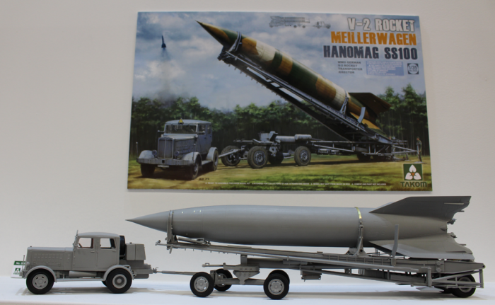 TAKOM 2030 - 1:35 WWII German V-2 Rocket Transporter/Erector Meillerwagen+Hanomag SS100 [2]