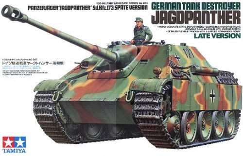 Tamiya 35203 - 1:35 German Tank Destroyer Jagdpanther Late Version - 1 Figure [1]