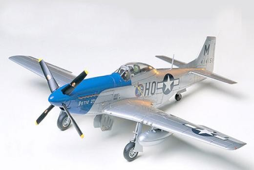 TAMIYA 61040 - 1:48 North American P-51D Mustang - 8th Air Force [1]