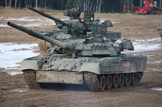 Trumpeter 09579 - 1:35 Russian T-80UE-1 Main Battle Tank [1]
