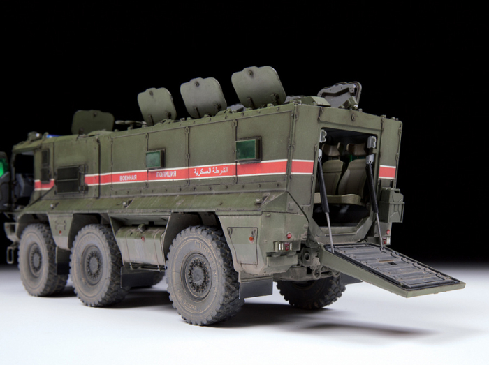 Zvezda 3701 - 1:35 Russian Armored Vehicle Typhoon-K [2]