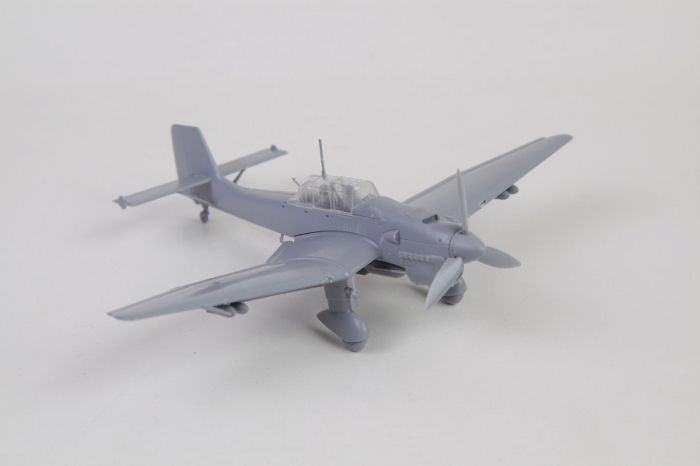 Zvezda 7306 - 1:72 Ju-87B2 Stuka [2]