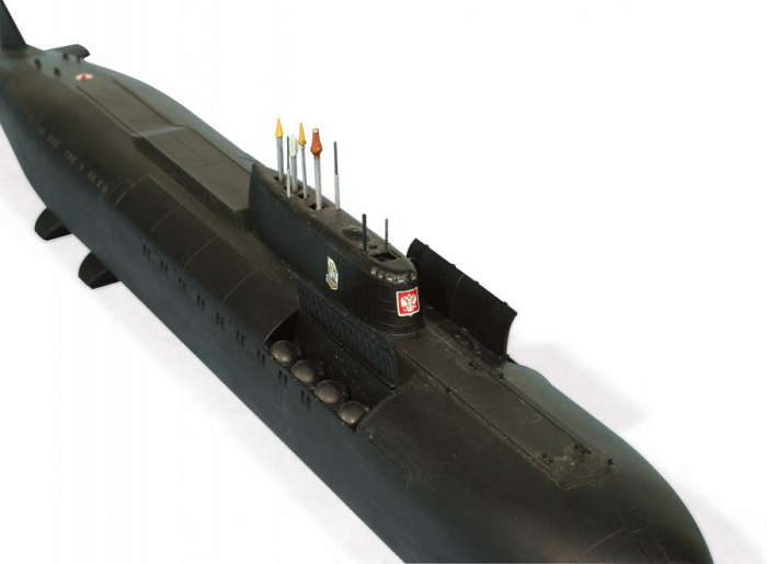 Zvezda 9007 - 1:350 Kursk -  Nuclear Submarine [2]