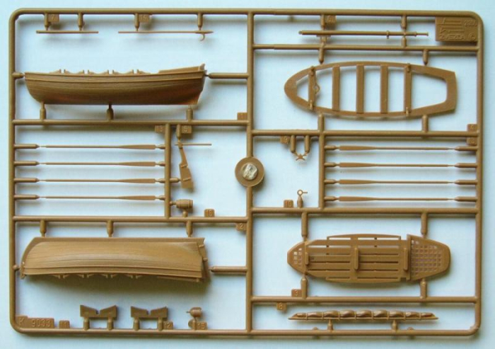 Zvezda 9033 - 1:72 MEDIEVAL LIFE BOAT [2]