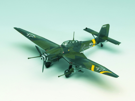 Academy 12404 - 1:72 JU87G-2 STUKA "KANONEN VOGEL" [1]