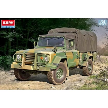 Noutati - Academy 13551 - 1:35 R.O.K. Army K311A1