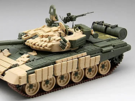 Amusing Hobby 35A063 - 1:35 T-72 AV Ukraine main battle tank [1]