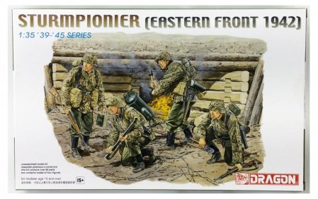 Figurine - Dragon 6146 - 1:35 German Sturmpionier (Eastern Front 1942)