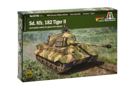 Wargames & Boardgames - Italeri 15765 - 1:56 Sd. Kfz.182 TIGER II - 1 figure
