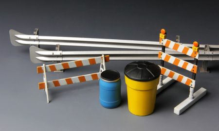 MENG SPS-013 - 1:35 Barricades & highway guardrail [3]
