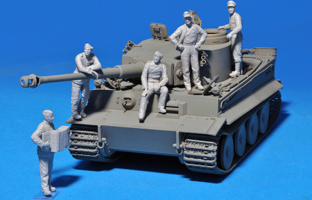 MiniArt 35275 - 1:35 German Tank Crew ( Normandy 1944 ) Special Edition - 5 figures [1]