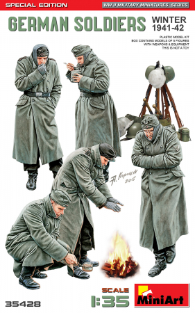 Noutati - MiniArt 35428 - 1:35 German Soldiers (Winter 1941-42) Special Edition