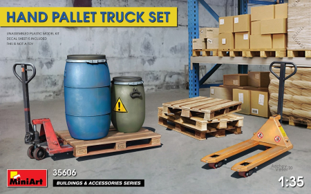 Accesorii diorama - Miniart 35606 - 1:35 HAND PALLET TRUCK SET
