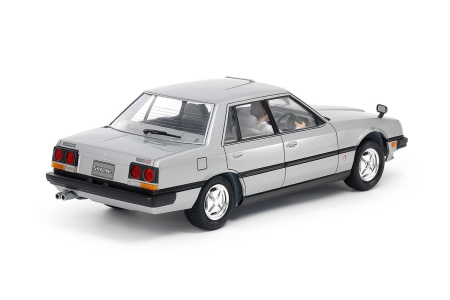 TAMIYA 24374 - 1:24 Nissan Skyline 2000 Turbo GT-E.S - 1 figure [1]