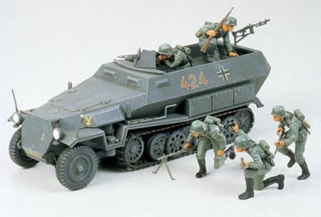 Kituri machete - Tamiya 35020 - 1:35 German Hanomag Sonderkraftfahrzeug 251/1 Kit