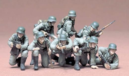Figurine - Tamiya 35061 - 1:35 German Panzer Grenadiers - 8 Figures