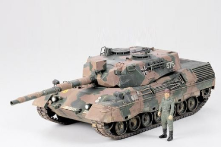 PACHETE - TAMIYA 35112 - 1:35 West German Leopard A4 Tank Kt