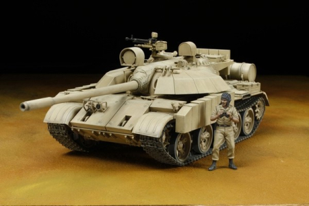 Vehicule militare terestre - TAMIYA 35324 - 1:35 Iraqi Tank T-55 "Enigma" - 1 figure