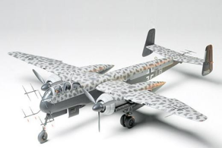 Kituri machete - Tamiya 61057 - 1:48 Heinkel He219 A-7 Uhu -  1 Figure