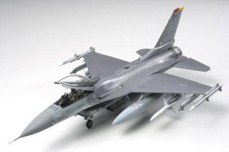 Aero militare - Tamiya 61098 - 1:48 Lockheed Martin F-16CJ - (Block 50) Fighting Falcon