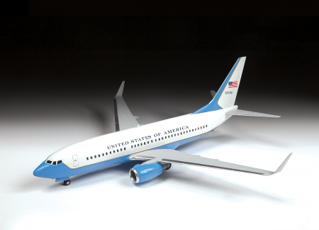 Zvezda 7027 - 1:144 BOEING 737-700 [1]