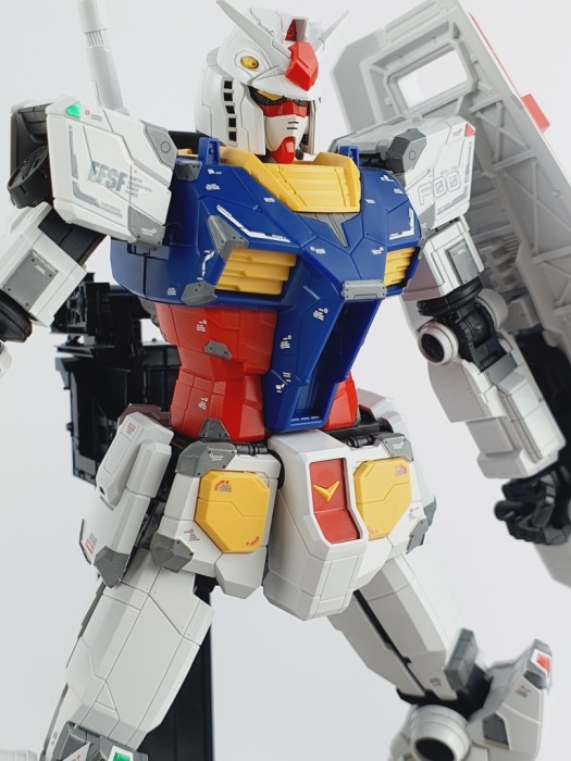 HCD0840. 1/100 RX-78F00 GUNDAM WATER DECAL (HOLO) [21]