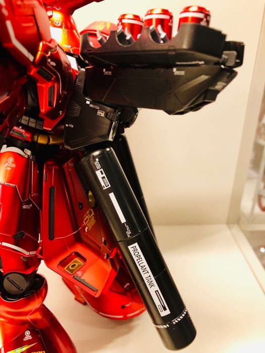 HCD0852. MG SAZABI WHITE H+GOLD H WATER DECAL [4]