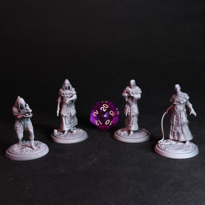 HCT 317. Cultists [8]