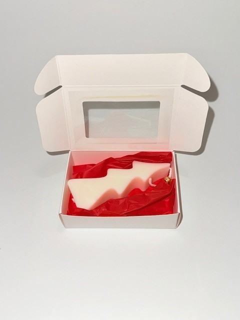 Brad inclinat - lumanare decorativa parfumata din ceara de soia - clopotel, 25 g - editie speciala [5]