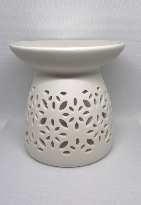 Vas de ceramica mare de culoare alba, aspect mat. [2]