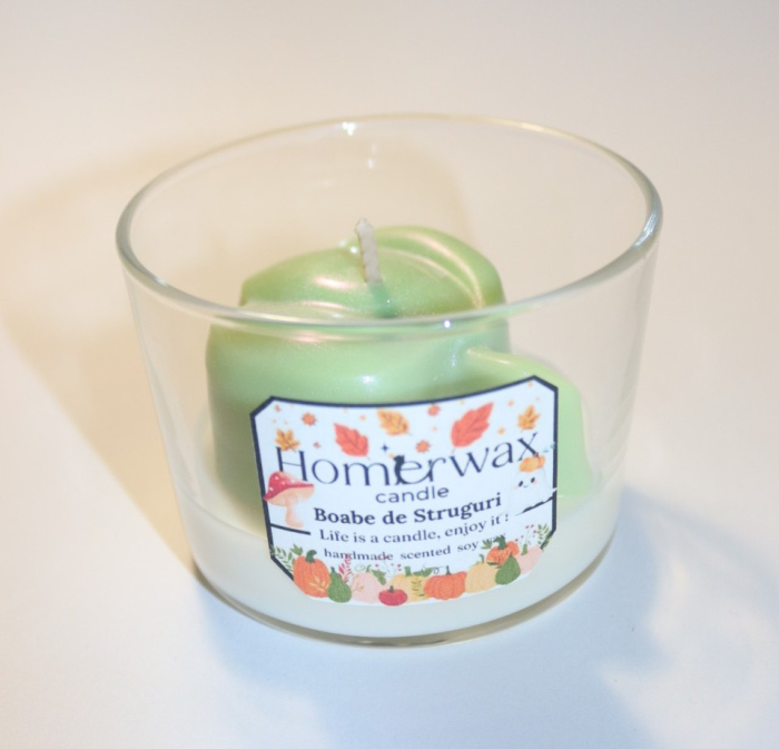 Lumanare parfumata din ceara de soia, model Dovleac, aroma Boabe de Struguri, 90 g [3]
