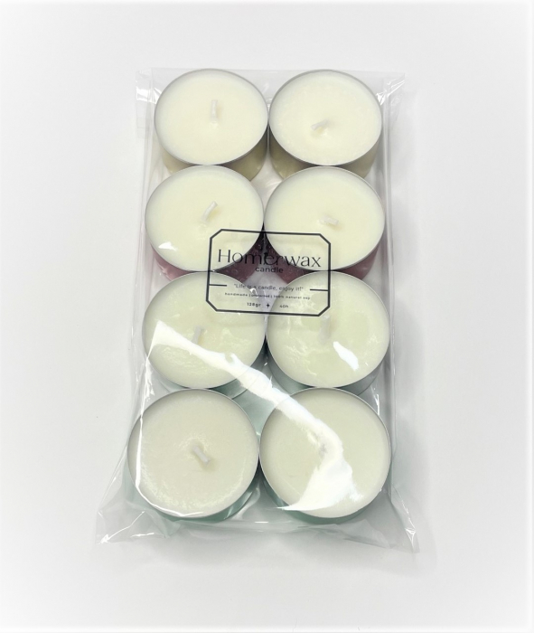 Set lumanari neparfumate tip pastila din ceara naturala de soia, handmade, 8 buc, 128 g, culoare ambalaj rosu, verde, auriu si argintiu, cate 2 bucati din fiecare culoare. Sunt ambalate intr-o punga transparenta de celofan.  [6]