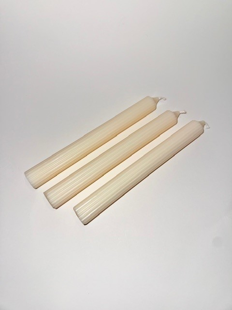 Lumanare neparfumata, ceara naturala de soia, model stalp cilindric cu dungi, 46 g [8]