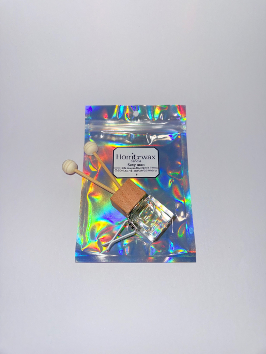 Sticluta odorizant auto sau pentru camera, cantitate parfum 8 ml, forma patrat, 2 in 1, betigase de difuzare si clema metalica. [6]