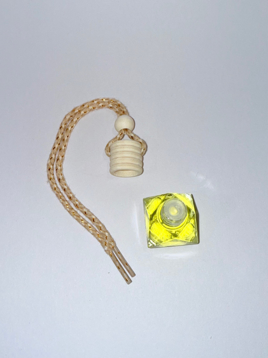 Sticluta odorizant auto sau pentru camera, cantitate parfum 7 ml, forma diamant  [3]