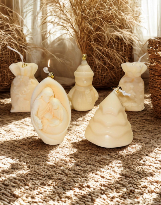 Sacul lui Mos Craciun cu model REN - lumanare decorativa, parfumata din ceara de soia - clopotel, 72 g - editie speciala [7]