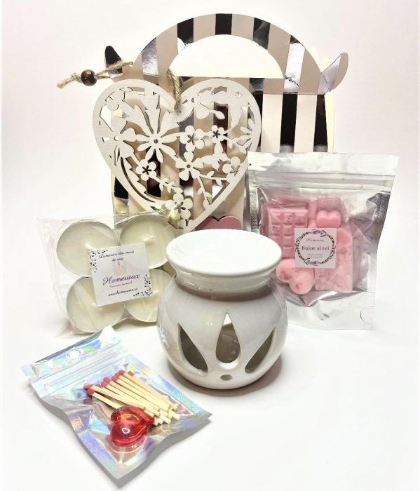 Cutie eleganta cu decoratiune de lemn in forma de inima, vas alb de ceramica, set wax melts Bujor si tei, 4 lumanari pastila neparfumate aurii, handmade [5]