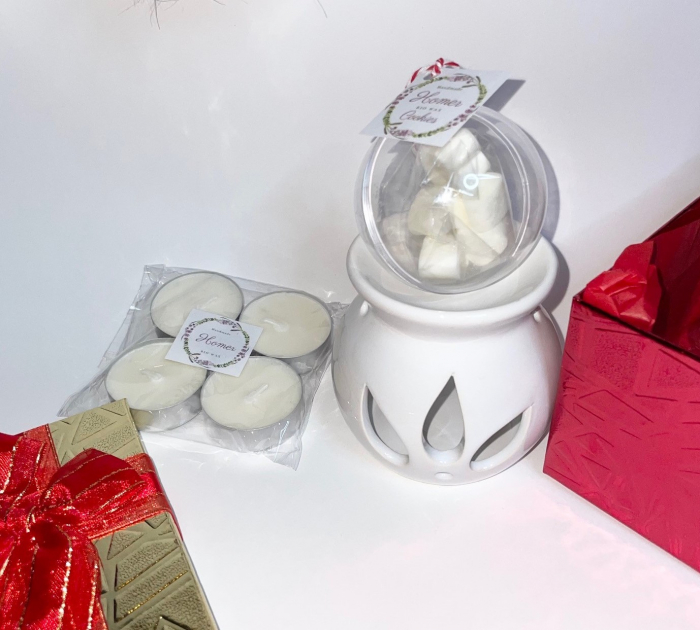 Cutie eleganta de Craciun, vas alb de ceramica, glob cu ceara parfumata de soia, handmade, aroma Cookies, 20 g [3]