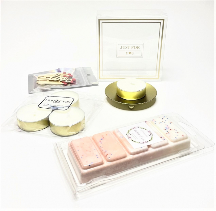 Cutie eleganta, set lumanari neparfumate, suport metalic auriu, snap bar clam shell aroma Bujor si tei, 100 g [4]