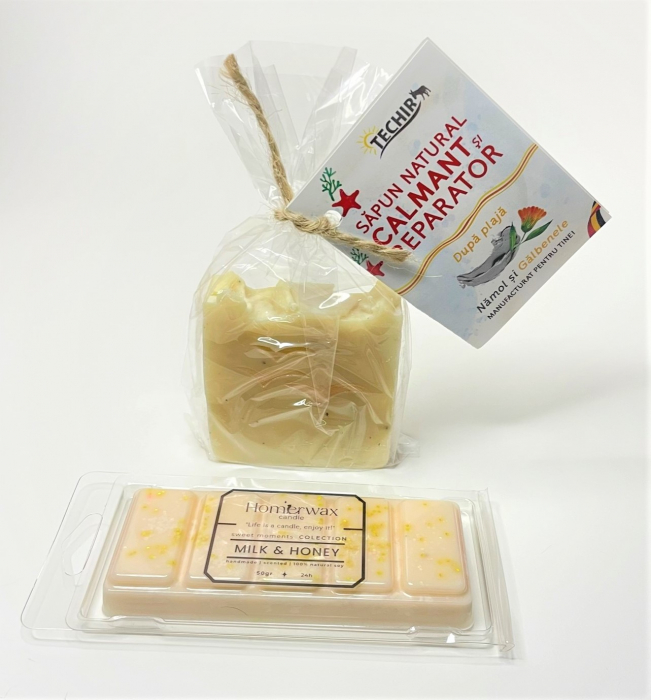 Setul contine: Snap bar cu ceara parfumata de soia, aroma Lapte si miere, clam shell, 50 g; Sapun natural Dupa plaja, Techir, Namol si Galbenele, 120 g.  [2]
