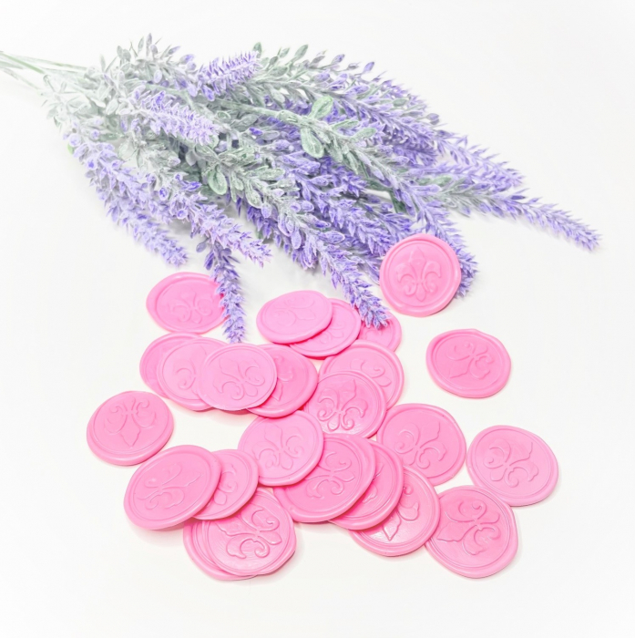 Sigiliu din ceara pentru invitatii nunta/botez, roz, model trandafir sau crin, autoadeziv, 25 buc/set. Ambalare: punga opaca cu buline albe. [9]