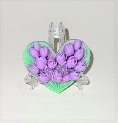 Tableta din ceara soia, parfumata, odorizant, handmade, Lalele mov pe pat de inima verde, 40 g [3]