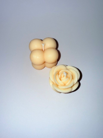 Lumanare din ceara de soia - model trandafir [1]