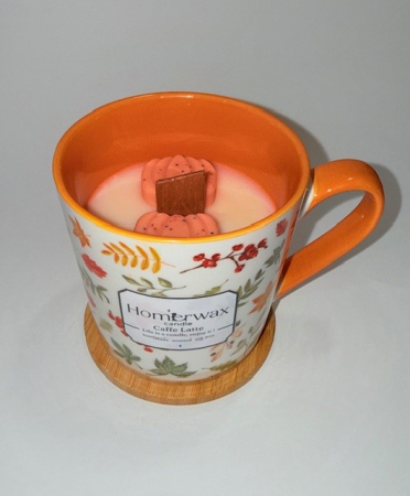 Lumanare parfumata din ceara de soia, in cana din ceramica cu model de sezon – colectia de toamna – Fosnet de frunze, 240 g, cu mini dovlecei [2]