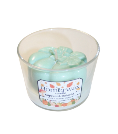 Lumanari parfumate - Lumanare parfumata din ceara de soia, model Dovleac, aroma Capsuni si Rubarba, 100 g